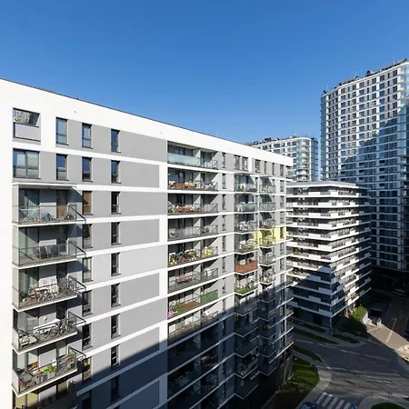 Wola Beautiful Pet-friendly By Renters Lägenhet Warszawa
